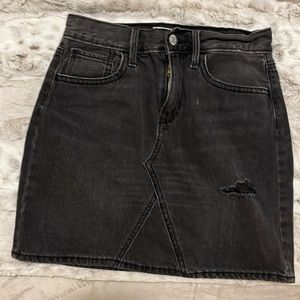 Washed look ripped mini skirt for girls front and back pockets worn 1 time.